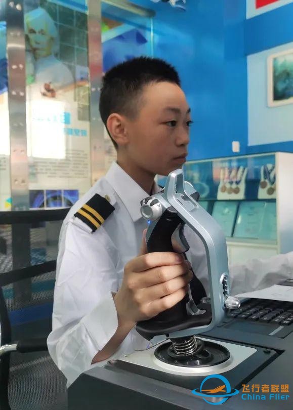 航空科普教育 - 飛行模擬器訓練中心-9598