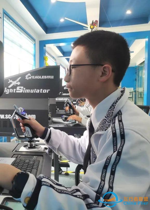 航空科普教育 - 飛行模擬器訓練中心-8630