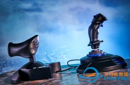 圖馬思特發布旗下首款PLAYSTATION 4 系統官方搖桿-6867