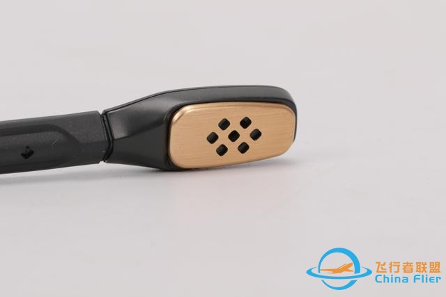 2200的耳機聲卡套裝 羅技Astro A40 MixAMP Pro評測-1656