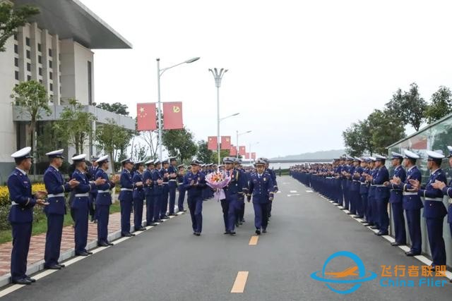 嚴防飛行安全底線丨昆明航空救援支隊注重彈好飛行安全管理“五部曲”-1872