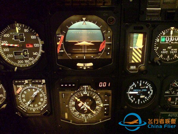 專業文：737NG主飛行顯示概述-8946