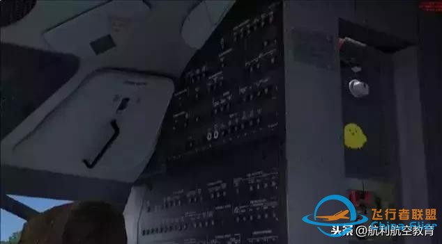 B737飛機駕駛艙說明書（精華）-1765