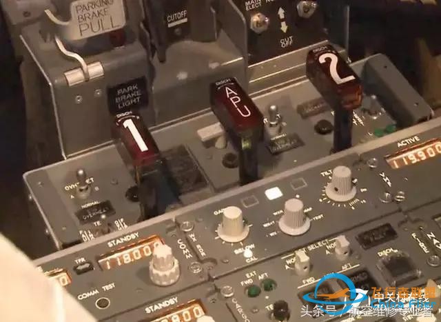 探索波音737駕駛艙！-8405