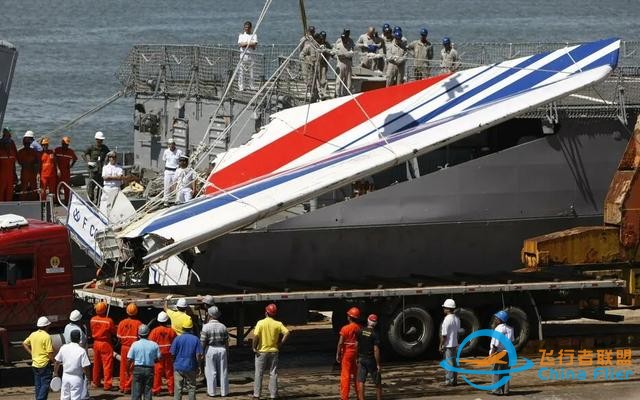 天災 人禍，法航重大空難228人罹難！13年后，今天終于開庭了-6213