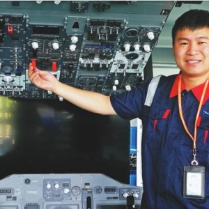 「青年英才耀龍江」劉忠亮｜造專業飛行模擬機助力航空產業發展