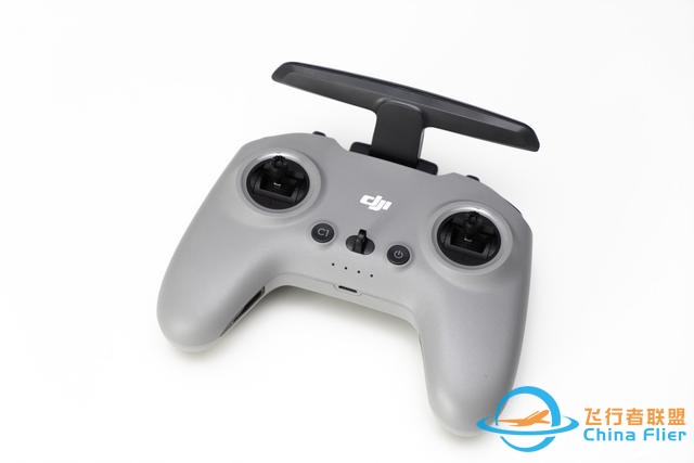 零基礎也能玩的穿越機？大疆DJI FPV Combo穿越機開箱試飛-403