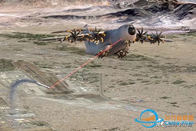 空中加油飛機(jī)A400M近距離接觸 原來(lái)是這樣加油的-9317