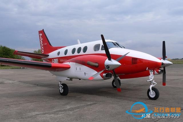 航空業的傳奇——豪客比奇-399
