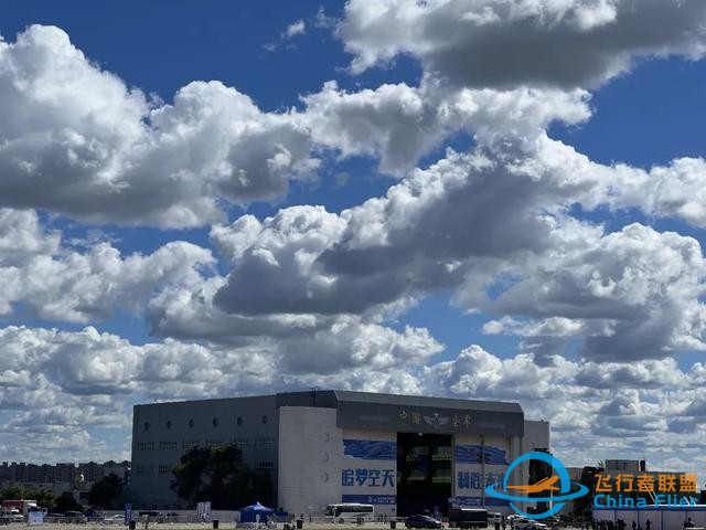 2022年空軍航空開放活動，這樣看-8807