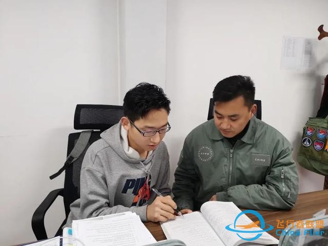 獨家揭秘！航空人鮮為人知的另一面-1730