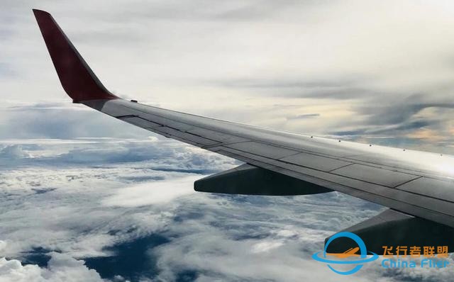 關于飛機的小知識：飛機在飛行過程中為什么會顛簸-6783