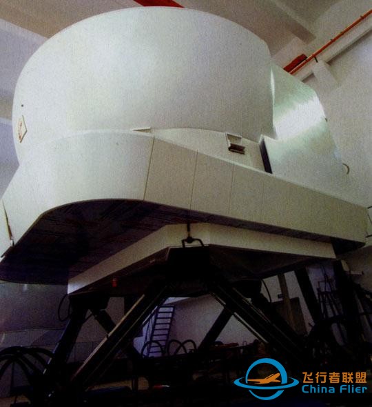 中國空軍的飛行模擬訓練器-7358