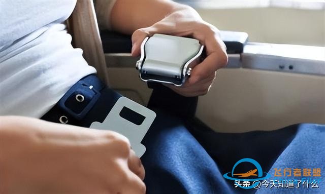 乘坐飛機(jī)需要知道的幾點(diǎn),關(guān)鍵時(shí)候總能幫助你!-4139