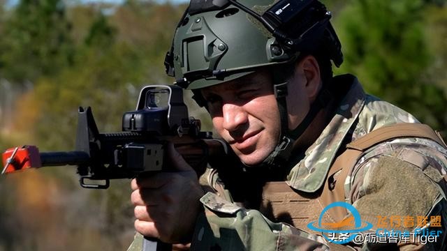 射擊、塹壕戰(zhàn)、無人機的新軍事模擬進入數(shù)字世界-8825
