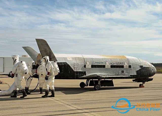 馬斯克落后了，維珍航空公司已實現太空觀光，一張票高達25萬美元-2387