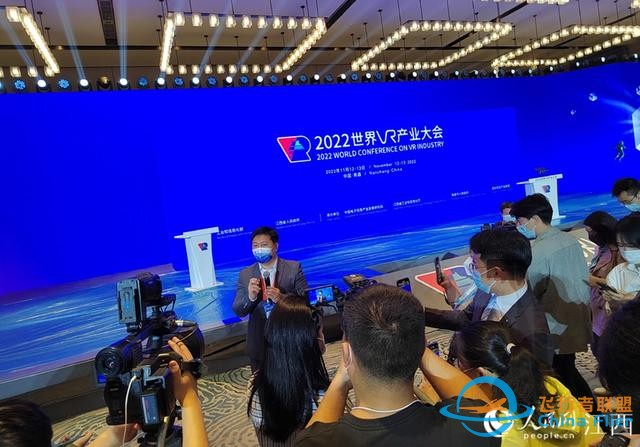 江西南昌：2022世界VR產業大會展會火熱布展-9377
