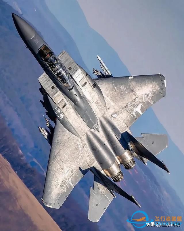 破防了！對中國六代機，美空軍部長終回應：被甩下太多，跟不上了-4948