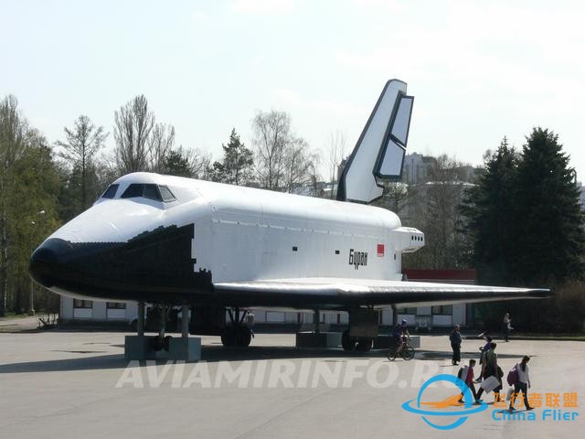 幕后英雄“暴風(fēng)雪”航天飛機(jī)測試飛行模擬器-5968