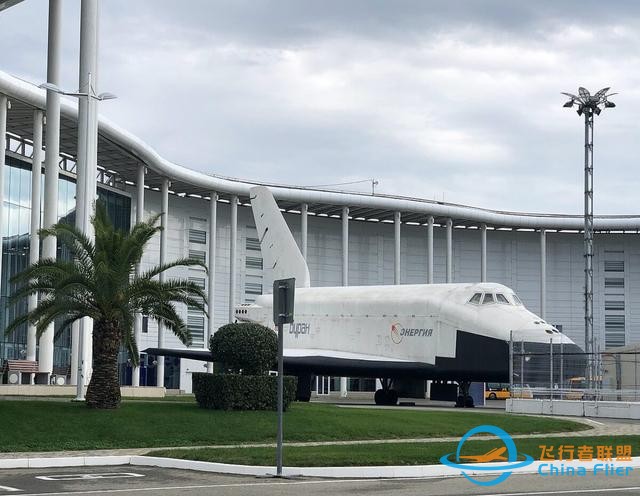 幕后英雄“暴風(fēng)雪”航天飛機(jī)測試飛行模擬器-8000