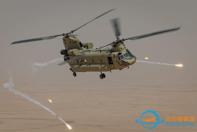 荷蘭AH64阿帕奇、NH90、CH47支奴干直升機將配備新型安全通信套件-9263