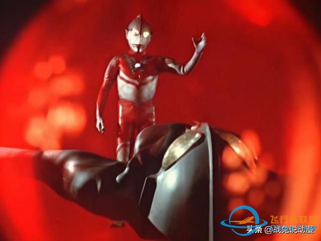 奧特曼的科技有多發達？超光速飛行、隨手爆星-5868